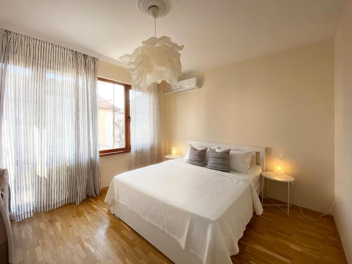 Lovely Apartment With Balcony In Pomorie Old Town By Flat Mаnаger Exterior photo